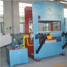 供应青岛亚华机械厂家直销平板硫化机