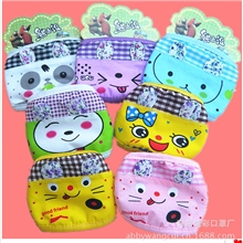 2013新儿童卡通印花拼接时尚防尘保暖口罩青岛胶州口罩厂批发供应