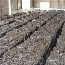 废钢-压块-下脚料-铸造炉料-冷板压块