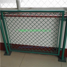 穗埔生金属筛网有限公司，校园围栏网，框架隔离网，浸塑护栏网。