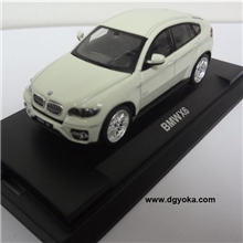 1:64宝马X6高仿真金属静态展示模型