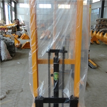 直销1.5吨手动堆高车可定做加宽加长液压堆高车升高装卸叉车