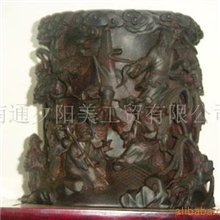 供应高档商务礼品--手工雕刻红木笔筒