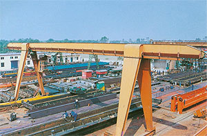 现货供应MH型电动单梁门式起重机专业设计/品质保证