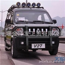 东风小康V27越野装备套装、护杠行李架