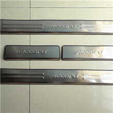 大量供应9代雅阁拉丝门槛条