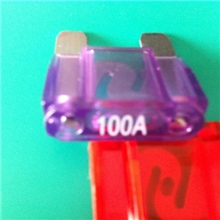 大量优质供应大号汽车插片保险丝