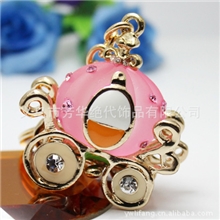 厂家批发精品包包挂件灰姑娘水晶南瓜马车钥匙扣新款钥匙扣