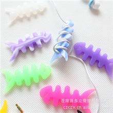 供应绕线器鱼骨绕线器广告促销新奇特狗骨绕线