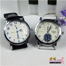 014仿皮男女手表时尚休闲手表批发新款情侣手表十元店