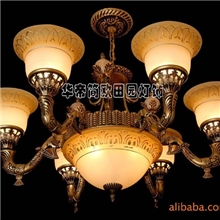 吊灯批发欧式灯饰简欧仿古铜灯铁艺灯客厅灯卧室灯仿古吊灯