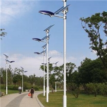 供应7米高功率30W太阳能灯，美观实用，物美价廉，欢迎选购