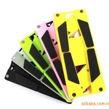 大量生产销售品质优越、外形小巧美观的小强笔记本散热器单头