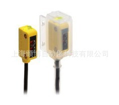 BANNER邦纳Q12系列通用型传感器Q12AB6FF30Q