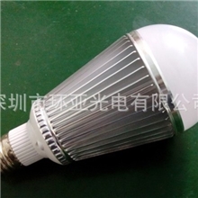 12W贴片LED球泡灯，12W球泡灯，630LM，白光，质保2年，车铝散热