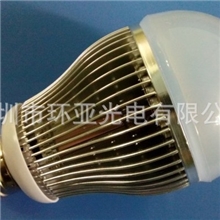 9W贴片LED球泡灯，9W车铝球泡灯，630LM，白光贴片，质保2年