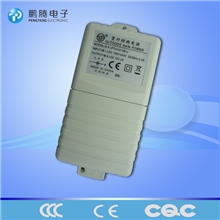 监控电源鹏腾PTH-2012B-U盒式防水监控电源里面有灯的