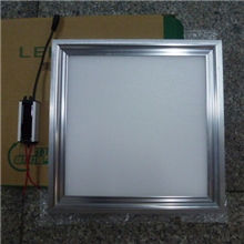 LED嵌入式集成吸顶灯平板灯300*300