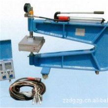 供应硫化机1400*830皮带硫化机河南胶带硫化机