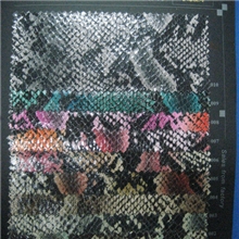 专业生产蛇纹蛇皮纹蛇皮印花绒布蛇纹植绒面料量大从优
