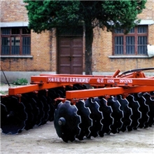供应优质圆盘耙重型圆盘耙IBZ--3.4型32片液压偏置重耙规格全