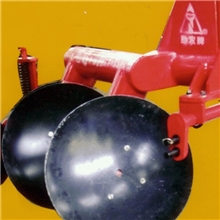 大量供应1LYX--230型圆盘犁铧式犁圆盘耙土壤耕整机械