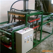 日产量达五万张的吸塑机