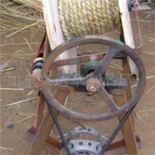 供应福民草绳机