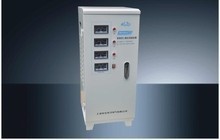 稳宝柜式ＴＮＳ系列全自动补偿式电力稳压器TNS-6KVA厂家直销