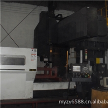 本厂供应数控转塔冲床设备，焊接床身，铸造转盘