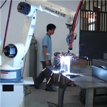 供应日本OTC自动化焊接机械手焊接机械人