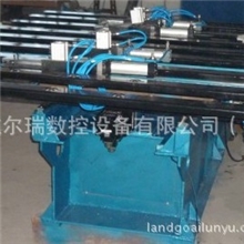 供应数控冲床送料机（电机定转子加工设备）
