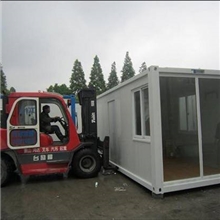 出口匈牙利产品集装箱房移动厕所等