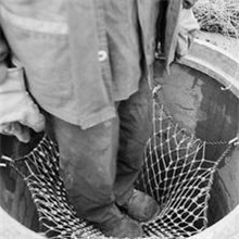 厂家直销窟井防坠网，井盖网，井盖防护网，市政井防坠网