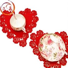 厂家设计各种毛毡杯子垫，图案新颖，颜色鲜明，