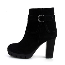 高端女鞋批发一件代发短靴粗跟皮带扣冬季真皮马丁靴高跟鞋引流款