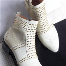 欧洲站时尚铆钉尖头低跟女单鞋真皮黑色白色款方跟舒适款一件代发