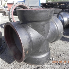 厂家供应球墨铸铁四通质优.价廉.规格齐全。