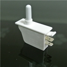 饮水机门控开关