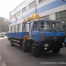 东风小三轴8.6米随车起重运输车