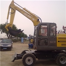 东方红四驱360度旋转农用挖机