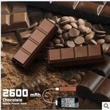 巧克力移动电源2600毫安苹果4/4s三星小米htc通用手机充电宝