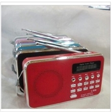 厂家批发插卡U盘迷你小音箱便携式音响老人收音机数字点歌播放器