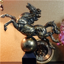 生肖马摆件工艺品摆设招财风水树脂马办公室摆设酒柜家居装饰品