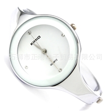 厂家直供批发金米欧女士手镯表韩版时尚女手表批发2682