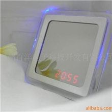 声控感应蓝光方形超炫镜子LED镜子闹钟，化妆镜创意时镜留言镜