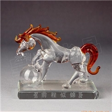 水晶马摆件水晶香水瓶汽车香水用品水晶