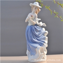 现代陶瓷工艺品摆件西洋人物饰品摆设欧式西洋女轻舞飞扬