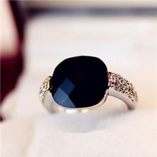 韩国韩版黑稀土水晶镶钻女个性戒指复古小饰品批发手饰首饰