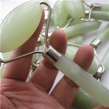 供应A548天然岫玉美容器玉石美容器美容瘦脸器玉石瘦脸器按摩棒